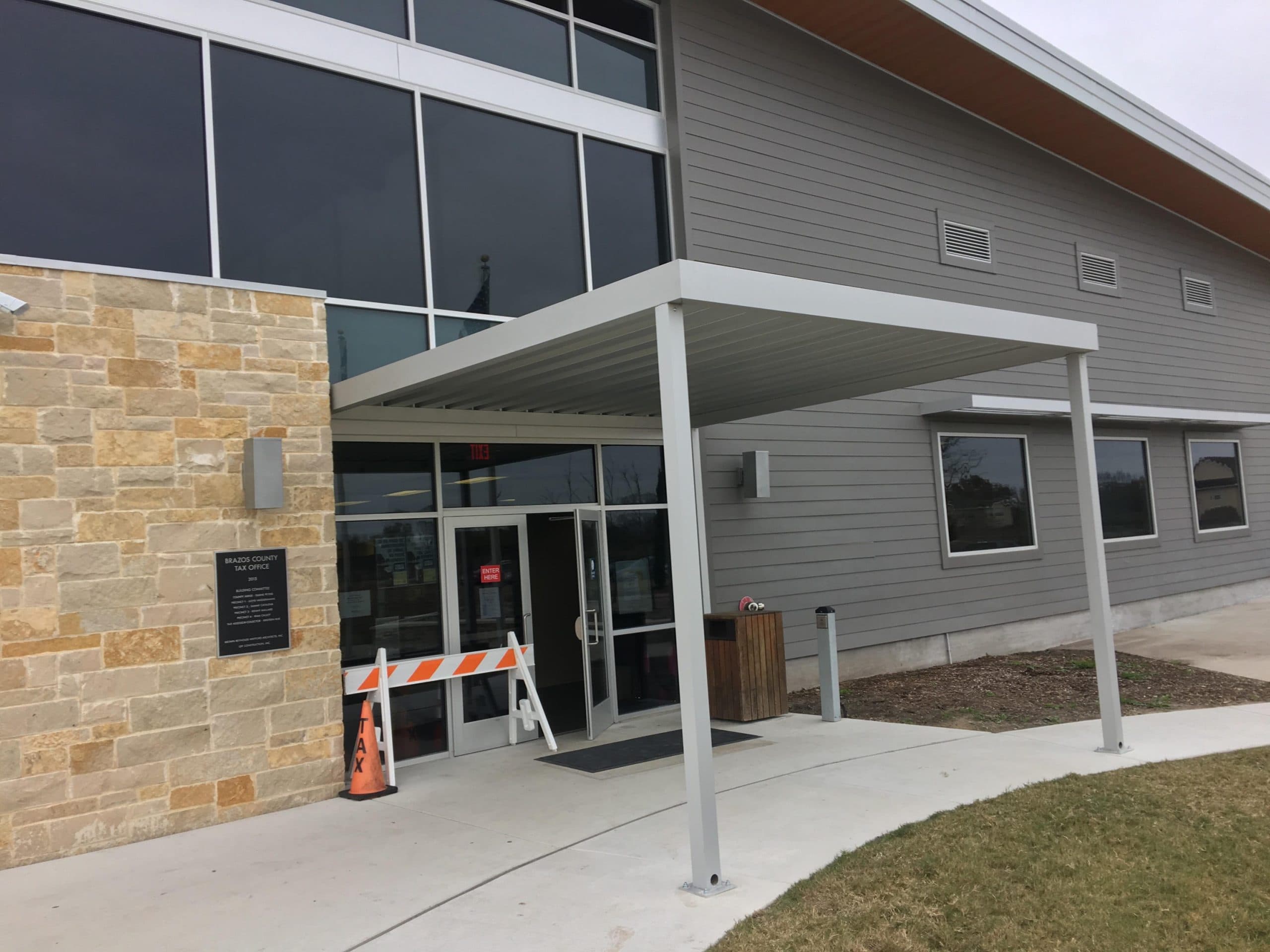 Custom extruded aluminum, walkway covers & canopies project 2 by AAA Awning Co. — Houston, Dallas, Fort Worth, Austin, San Antonio, Texas Gulf Coast