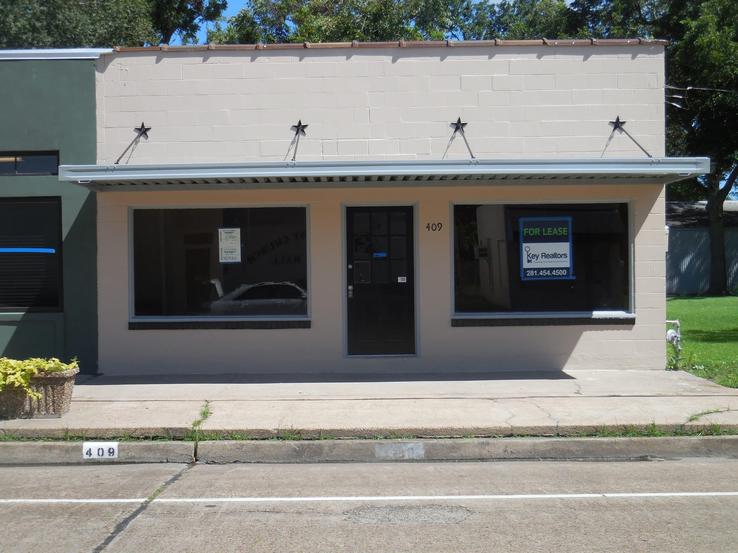 Custom extruded aluminum, walkway covers & canopies project 4 by AAA Awning Co. — Houston, Dallas, Fort Worth, Austin, San Antonio, Texas Gulf Coast